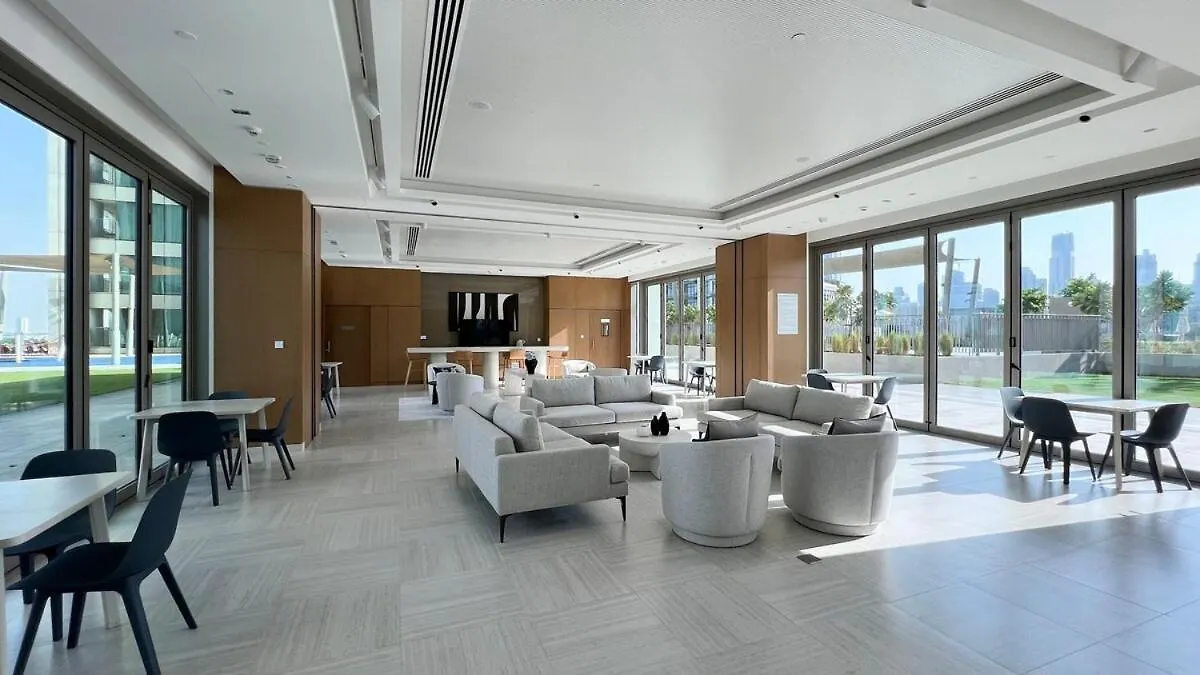 Charming 1-Bed Luxury Apartment In Downtown Views Dubai 0*,